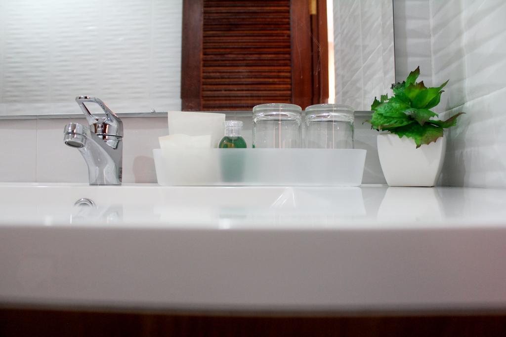 The Little Nest Phuket Hotel Room photo